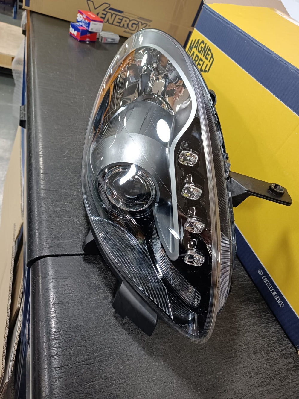 COPPIA FARI MARELLI ALFA GIULIETTA PARABOLA NERA TITANIO FANALI PROIETTORI SX DX