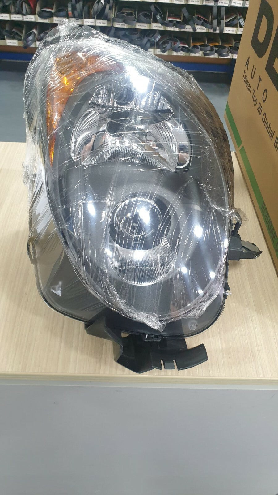 FARO ALFA ROMEO MITO FANALE PROIETTORE ANTERIORE DESTRO PARABOLA NERA